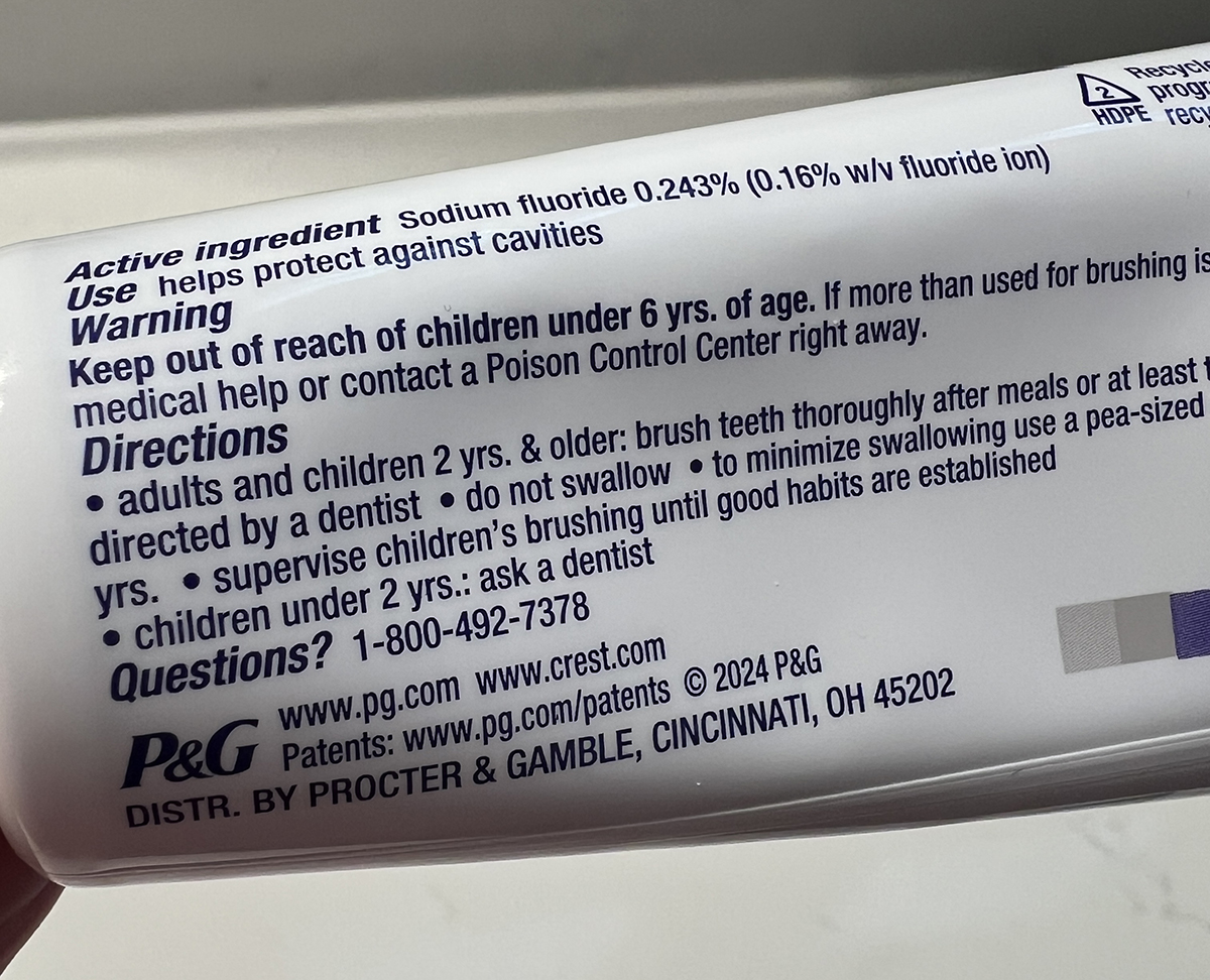 Fluoride Toothpaste: Why Dentists Still Recommend it (And Why We Should Be Asking More Questions)